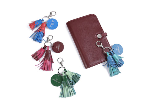 BE LEGENDARY - Keychain and Handbag Charm
